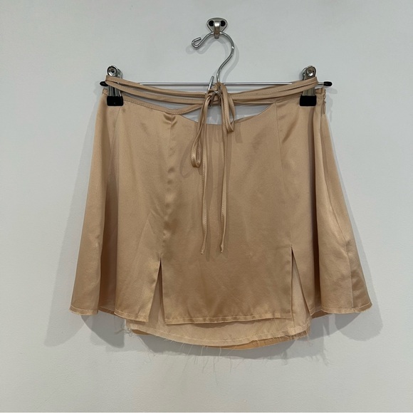 Are You Am I Kitsi Silk Skirt - Picture 2 of 6